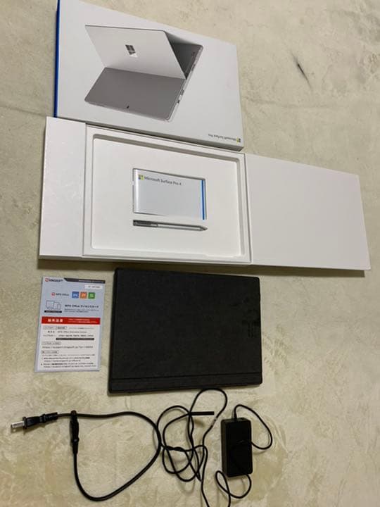 Windowsタブレット本体 Microsoft Surface Pro 4