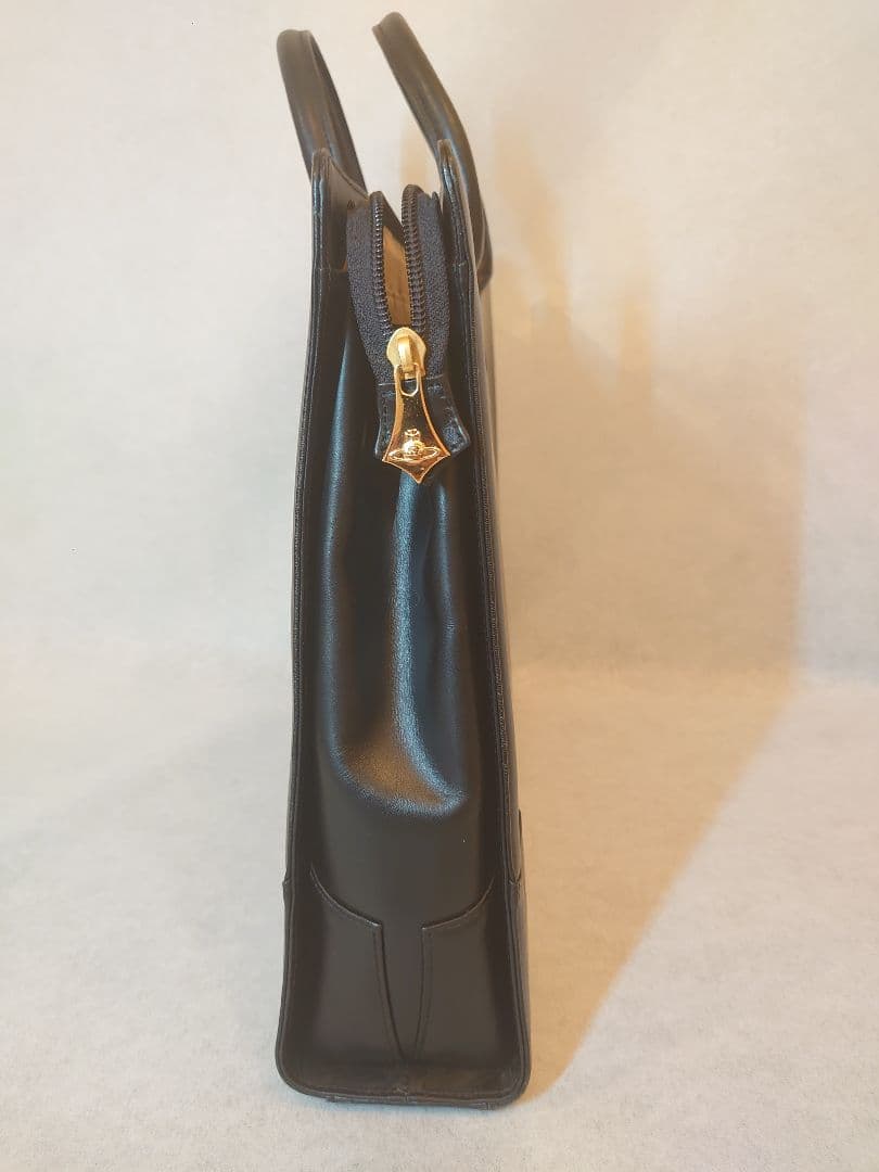 ヴィヴィアン・ウエストウッド　ビジネスバッグ