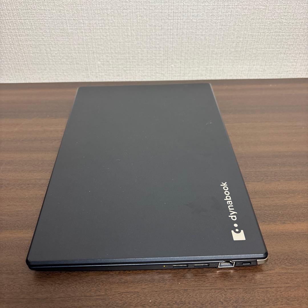 超美品&超軽量！第10世代Corei7搭載dynabook13.3型モバイルPC