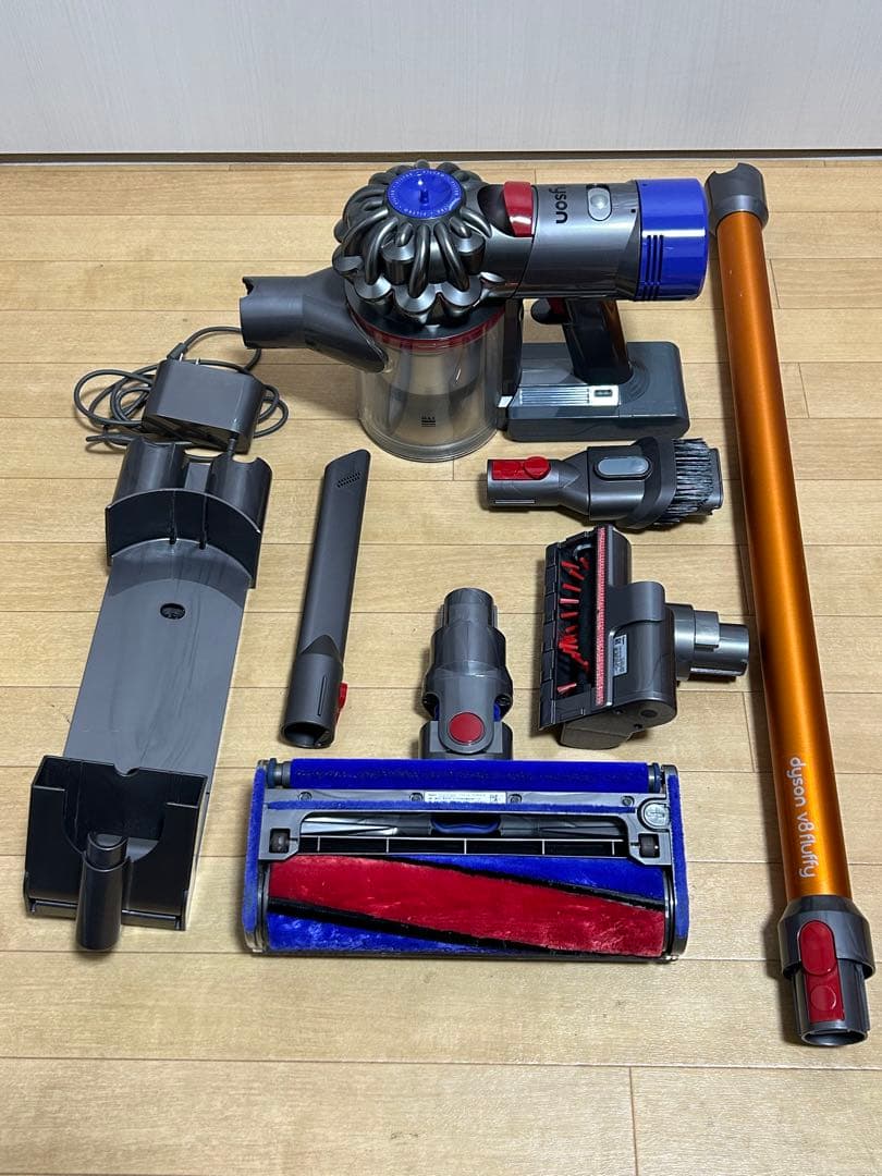 Dyson V8 Slim Fluffy 掃除機