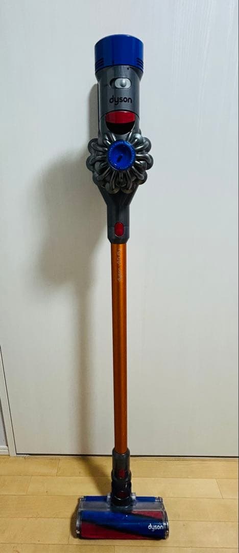 Dyson V8 Slim Fluffy 掃除機