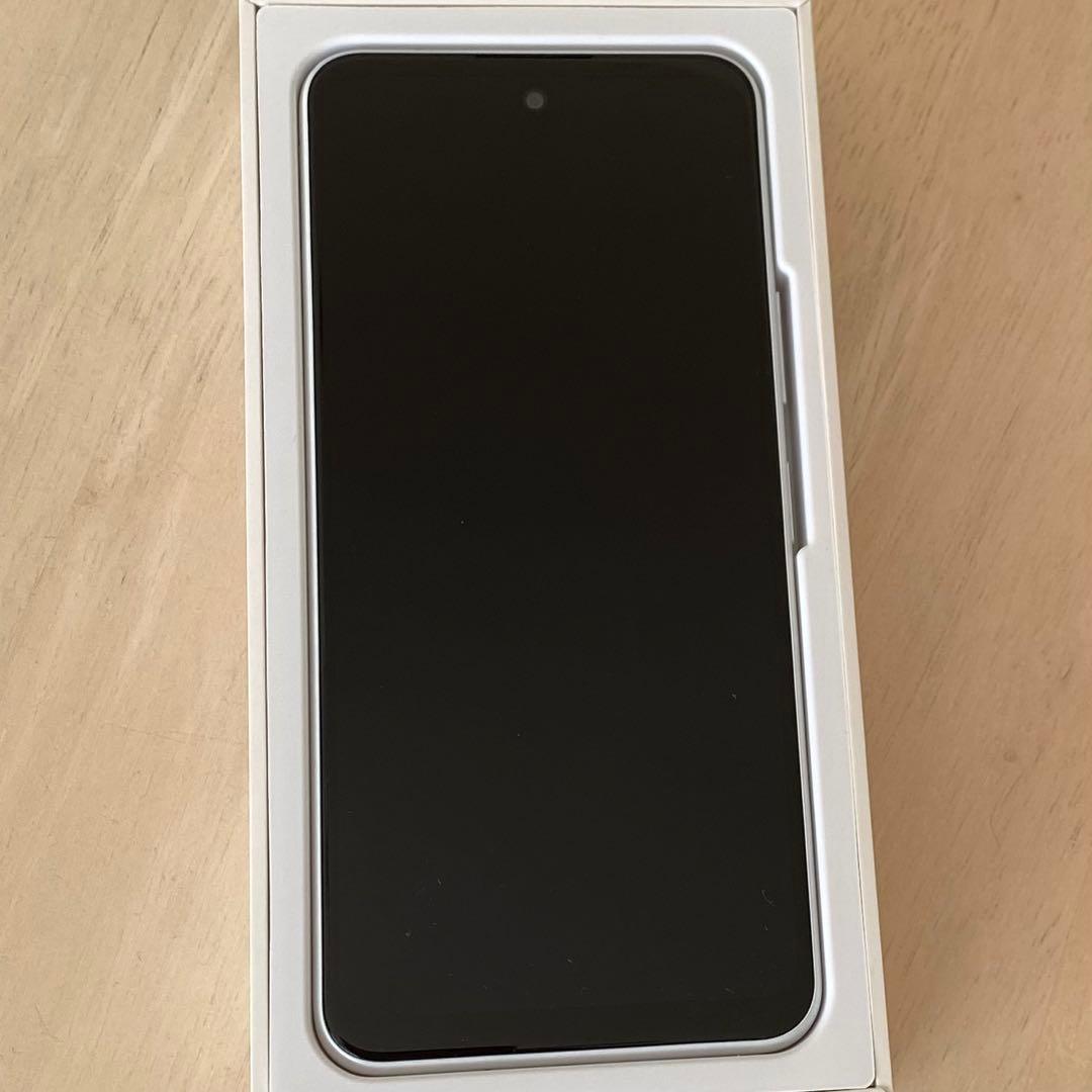 【未使用】Libero 5G II ホワイト　スマートフォン本体