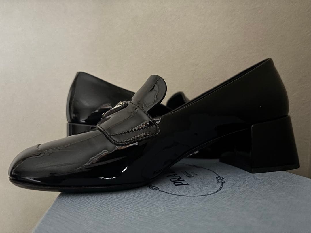 PRADA プラダ ローファー　三角ロゴ　ヒール　エナメル
