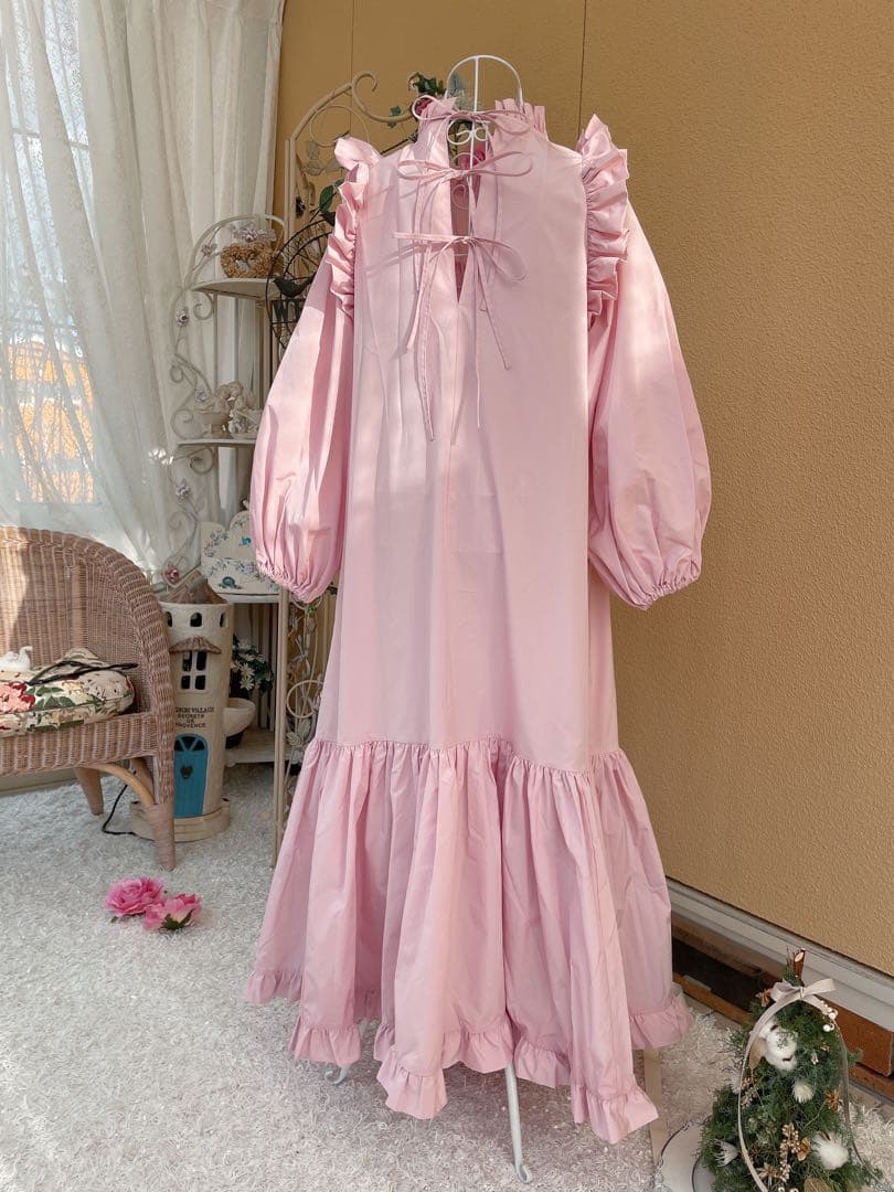 【ましろ様♡】CAROLINA GLASER フリルワンピース　ビームス　コラボ