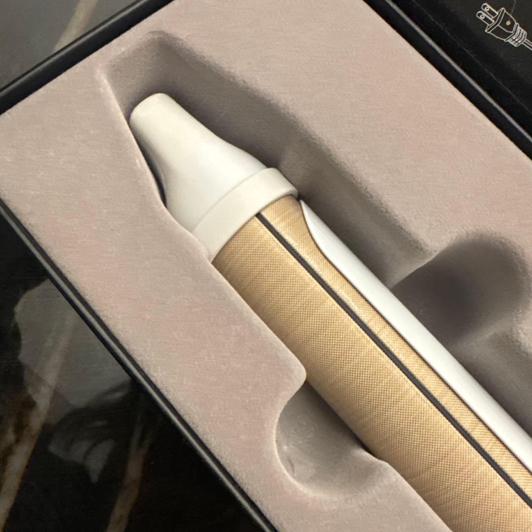 美品⭐︎絹女　KINUJO カールヘアアイロン ホワイト32㍉　KC032