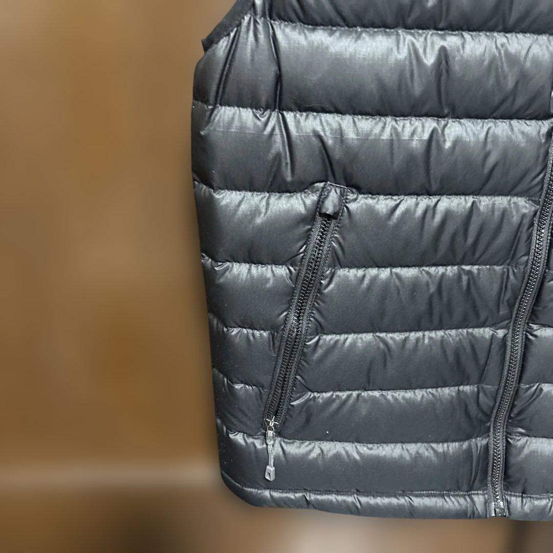 patagonia ブラック ダウンベスト