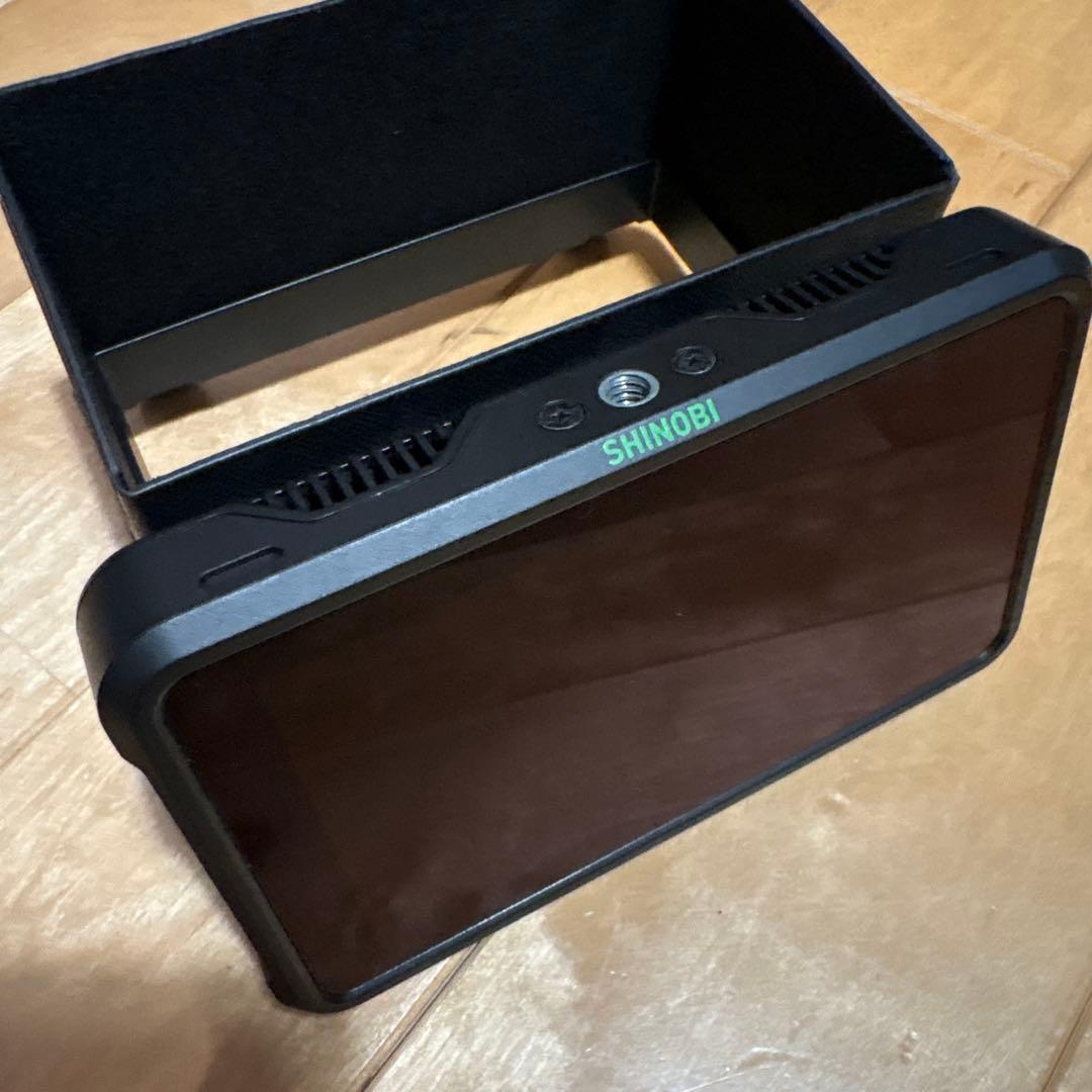 【ジャンク品】SHINOBI 5インチモニター サンシェード付き