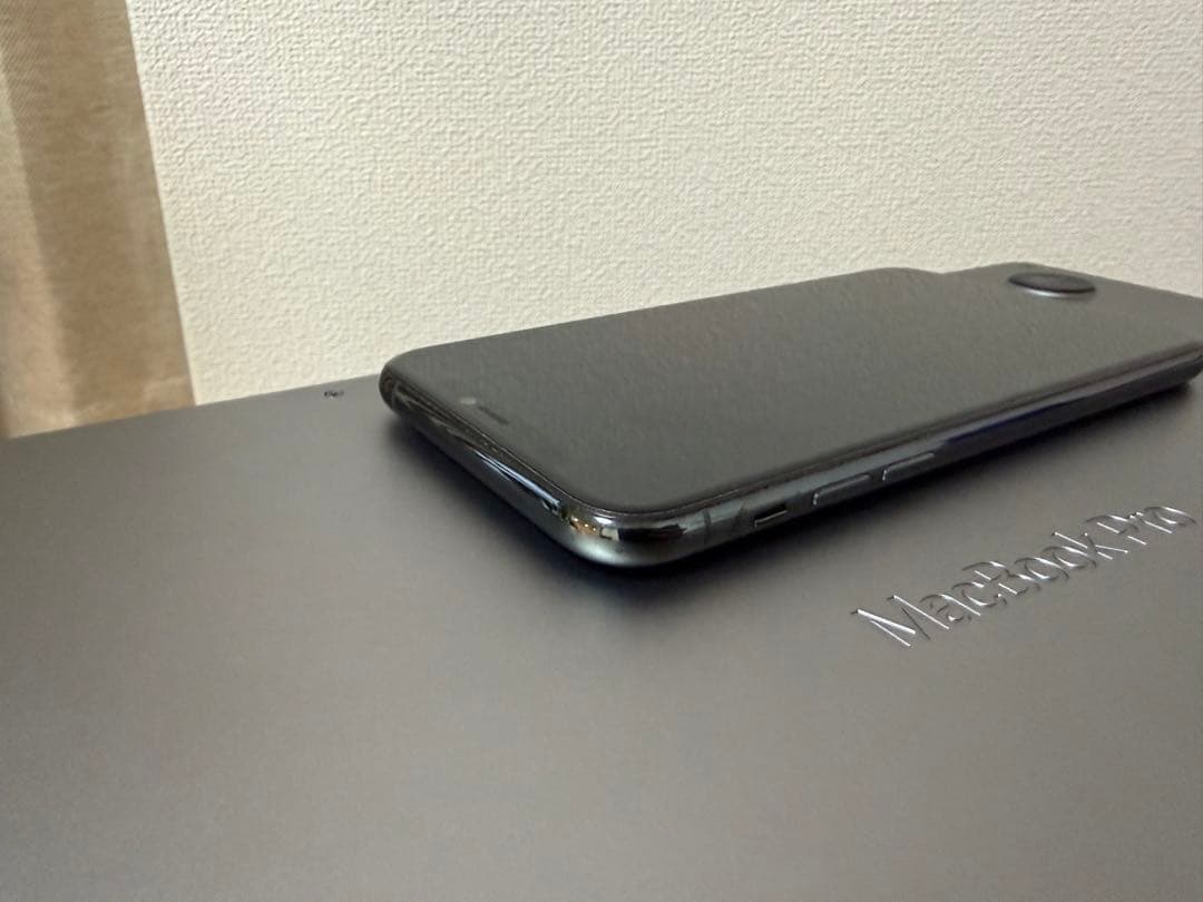 【美品】iPhone 11 Pro 64GB