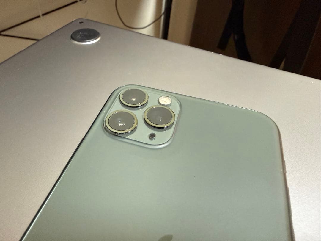 【美品】iPhone 11 Pro 64GB