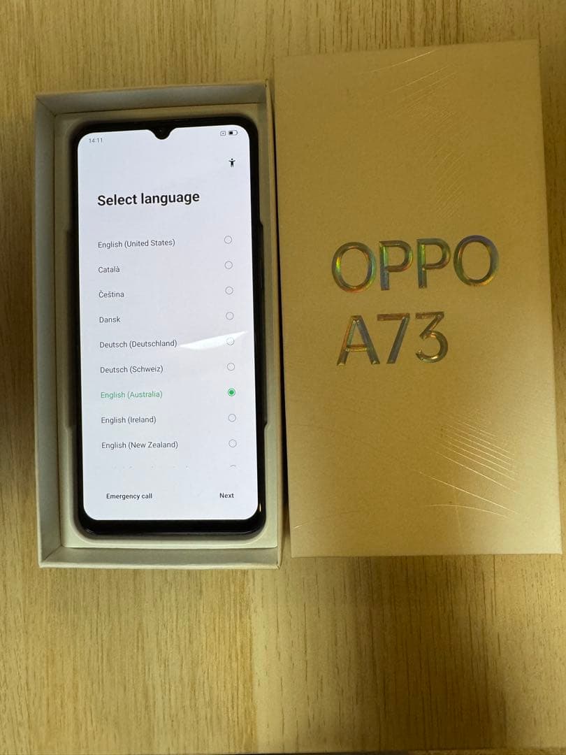 OPPO A73 ネイビーブルー　本体