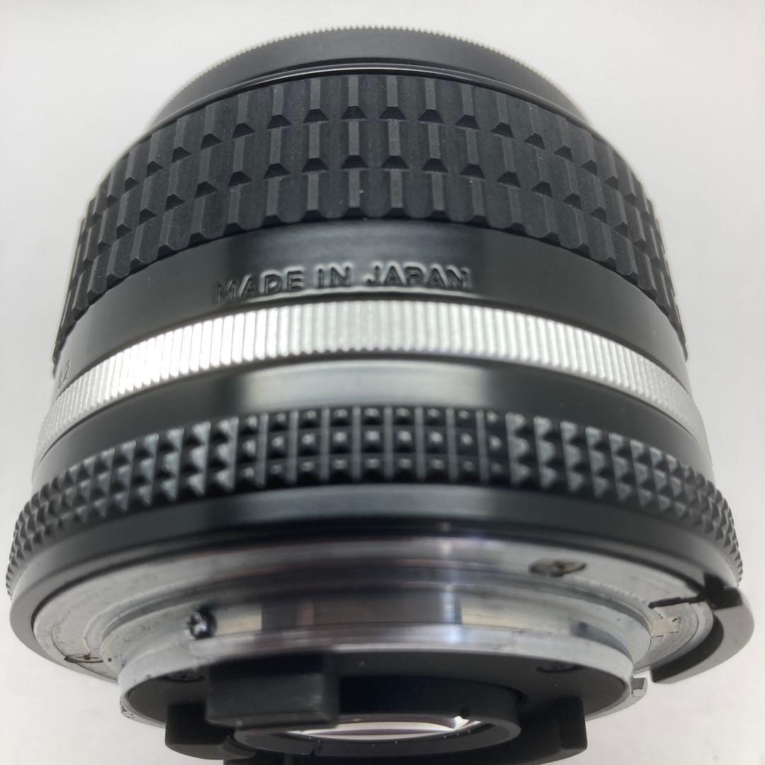 NIKKOR 28mm F2.8 レンズ