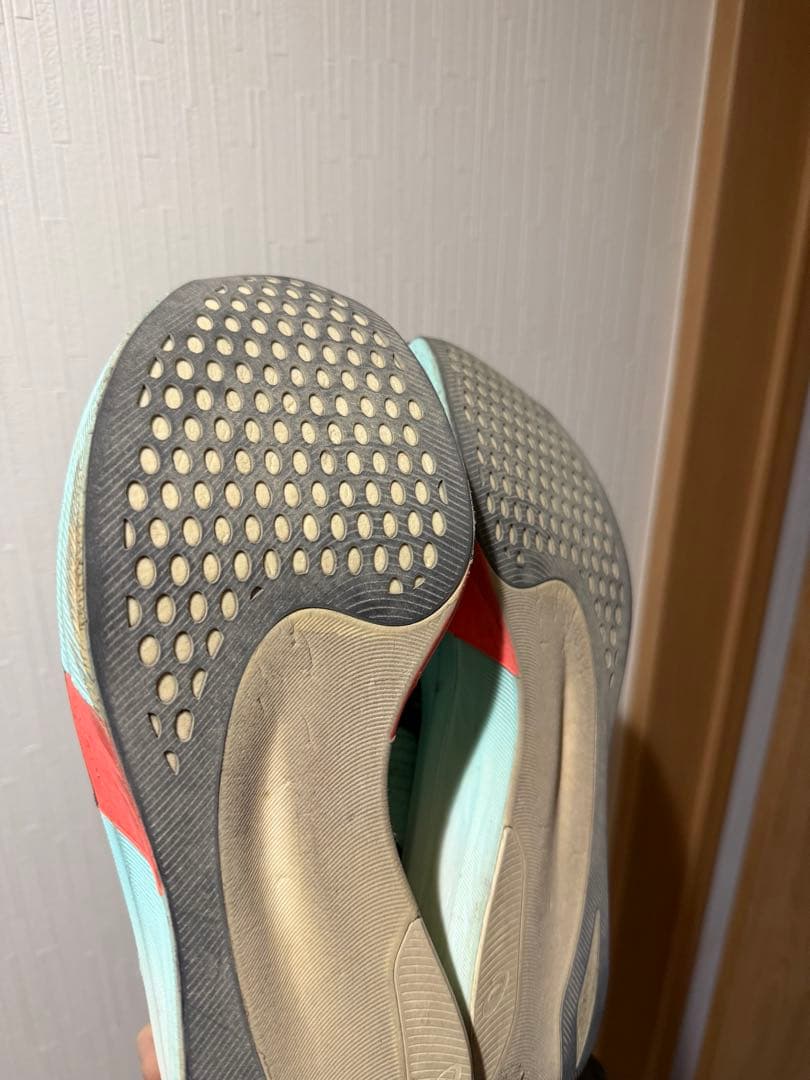 メタスピード EDGE PARIS 28.0