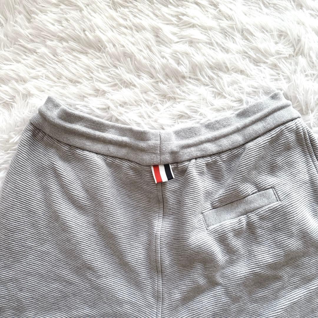 【トムブラウン】スウェットショートパンツ　ウエストゴム　4BAR ①