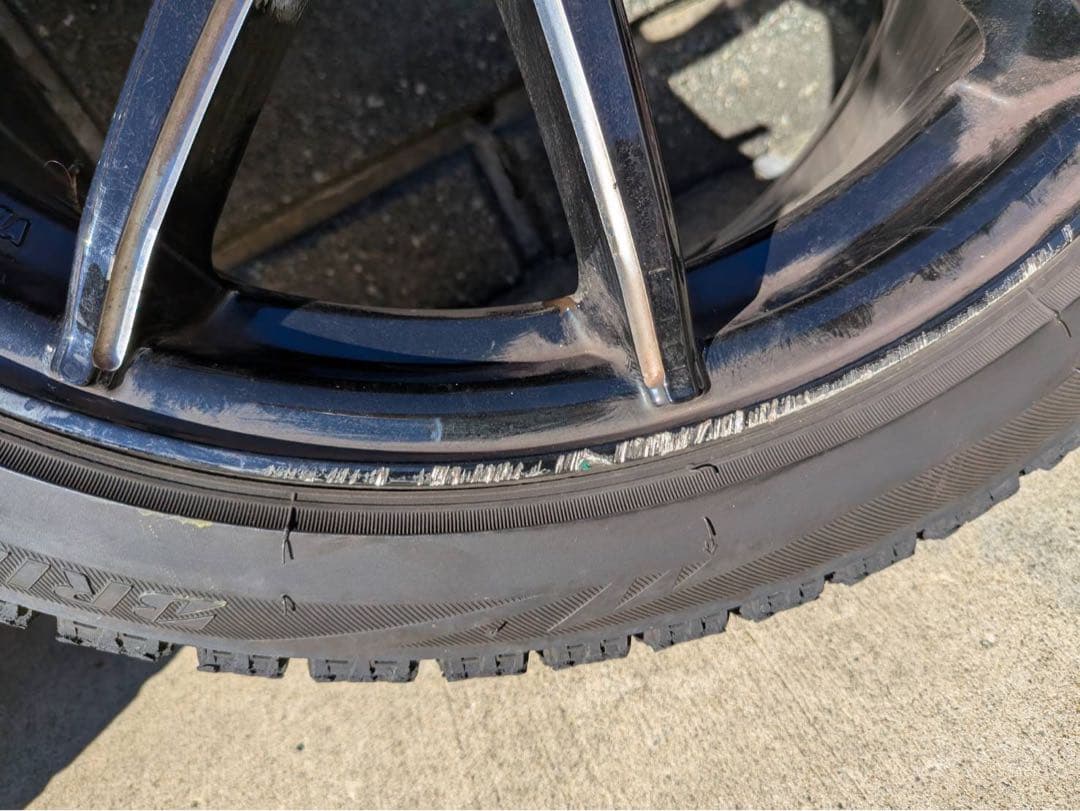 横浜市　225/40R18 スタッドレス　タイヤホイールセット　レクサスISなど