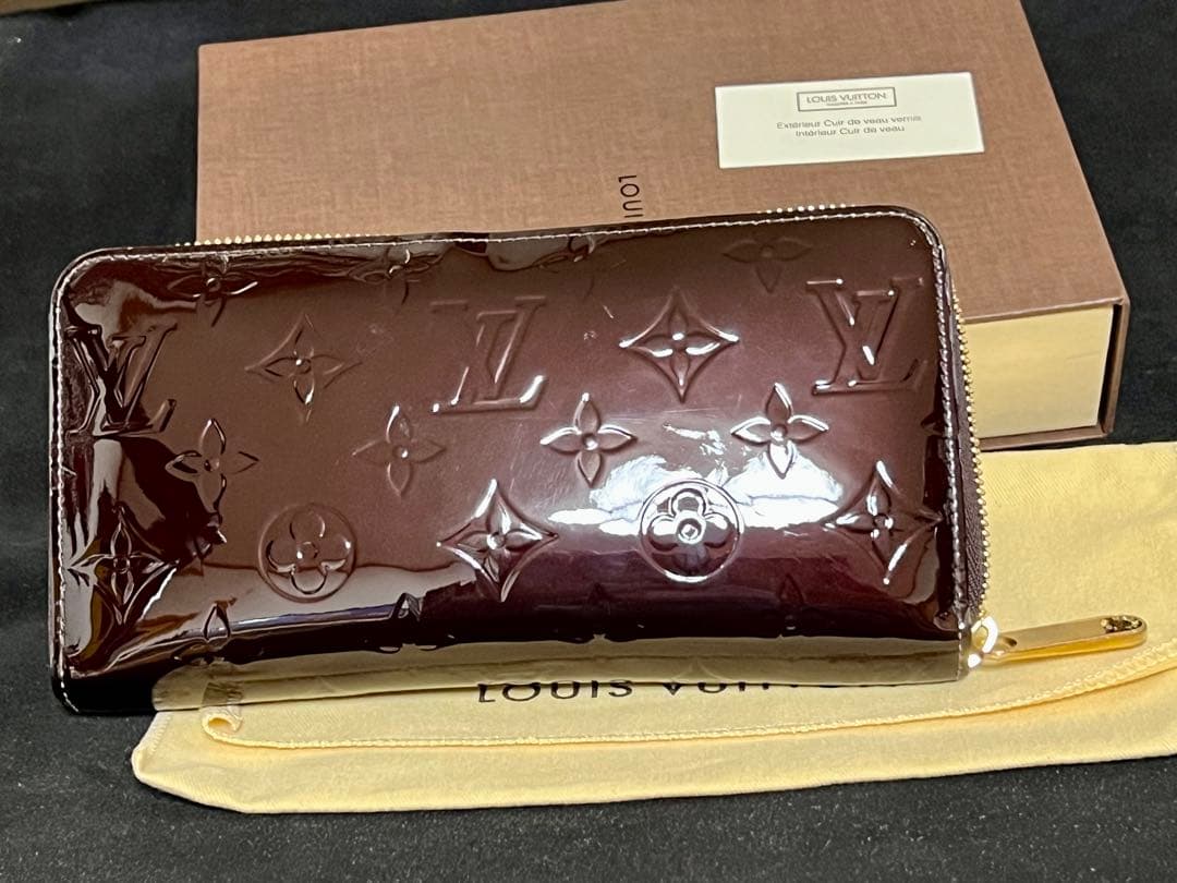 Louis Vuitton 長財布 ヴェルニ　ジッピー　ウォレット