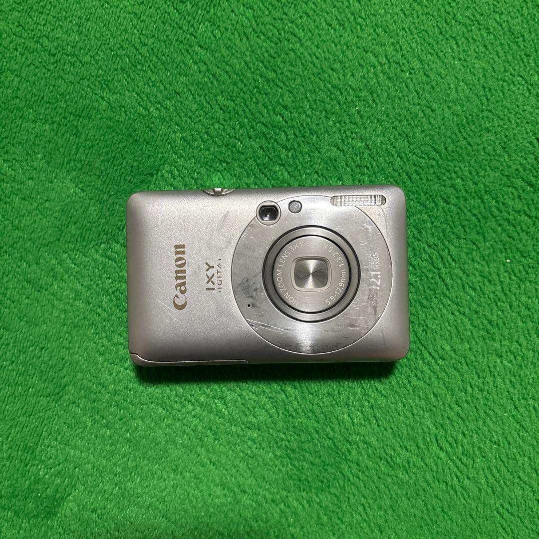 Lucky Canon IXY 210IS シルバー