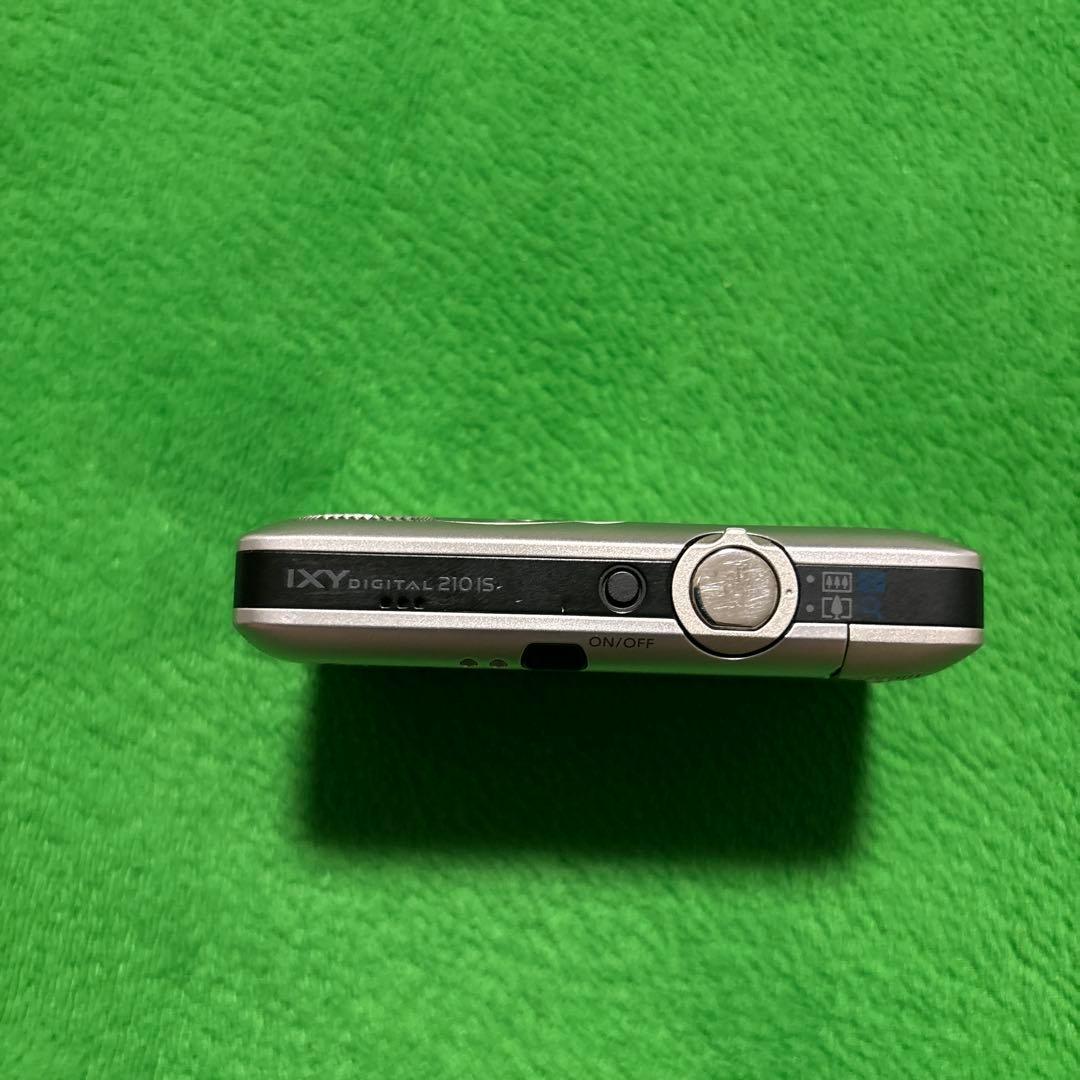 Lucky Canon IXY 210IS シルバー