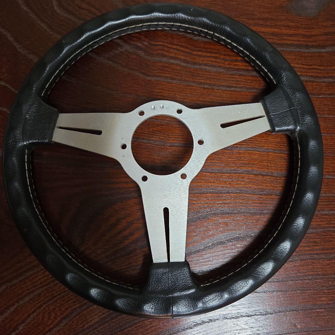 E. Nishi 3スポークハンドル