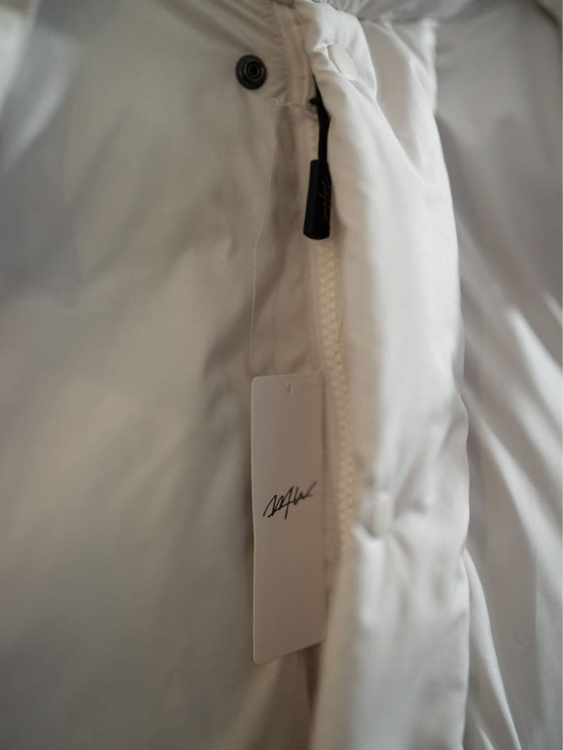 新品未使用WTWホワイトダウンジャケット
