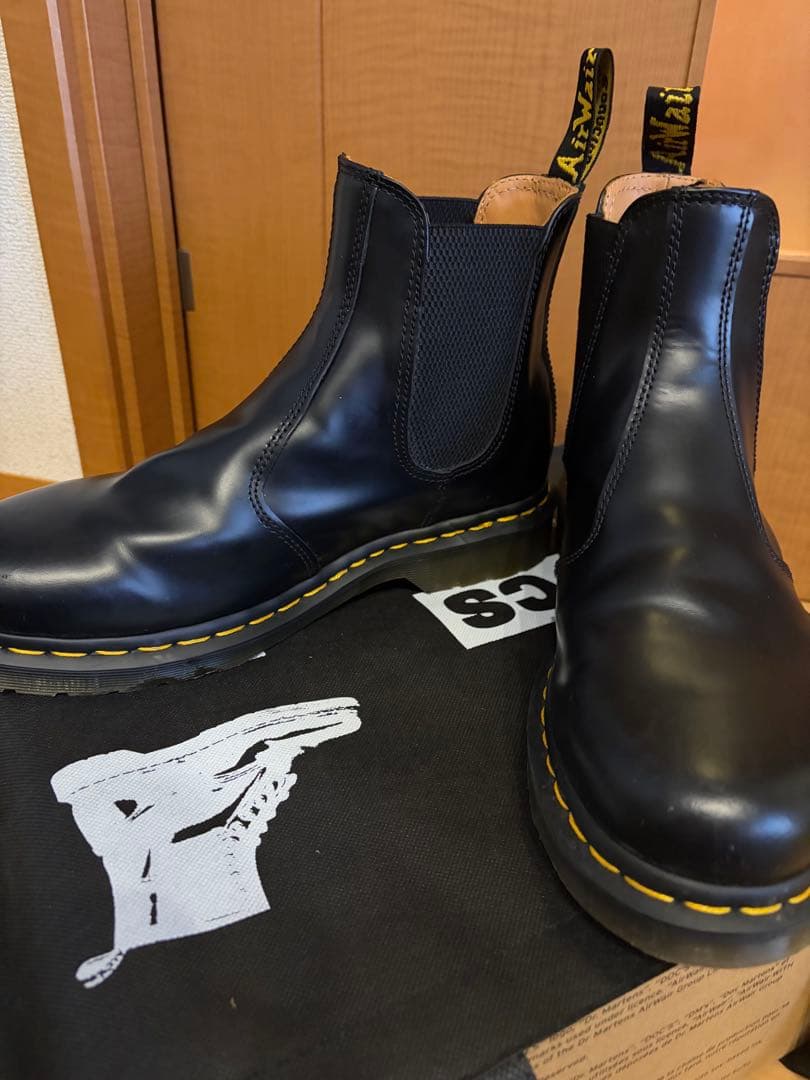 Dr. Martens チェルシー　ブラック サイドゴアブーツ　UK8