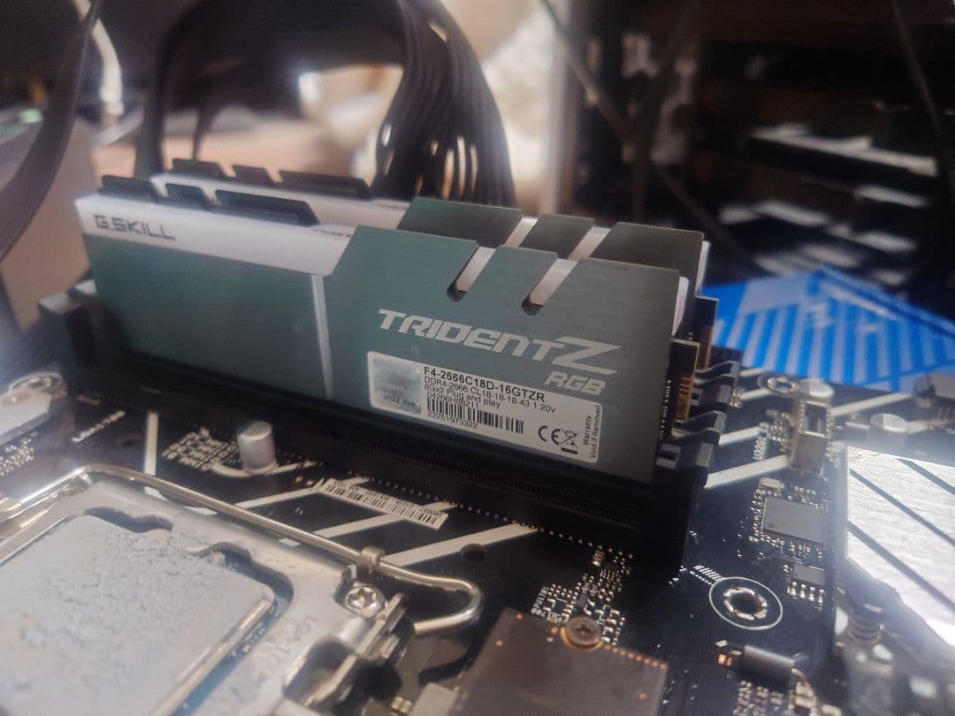 GeForce msi 3060 他自作pcパーツ多数