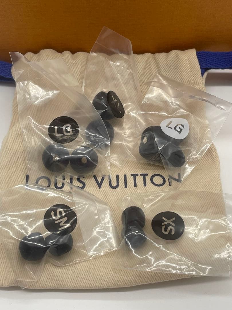 ルイヴィトン ホライゾンライトアップイヤホン QAB010 ブラック SAランク