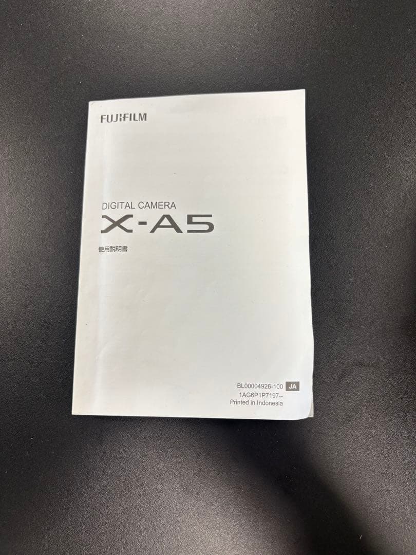 Fujifilm X-A5 XC15-45mmレンズ付き