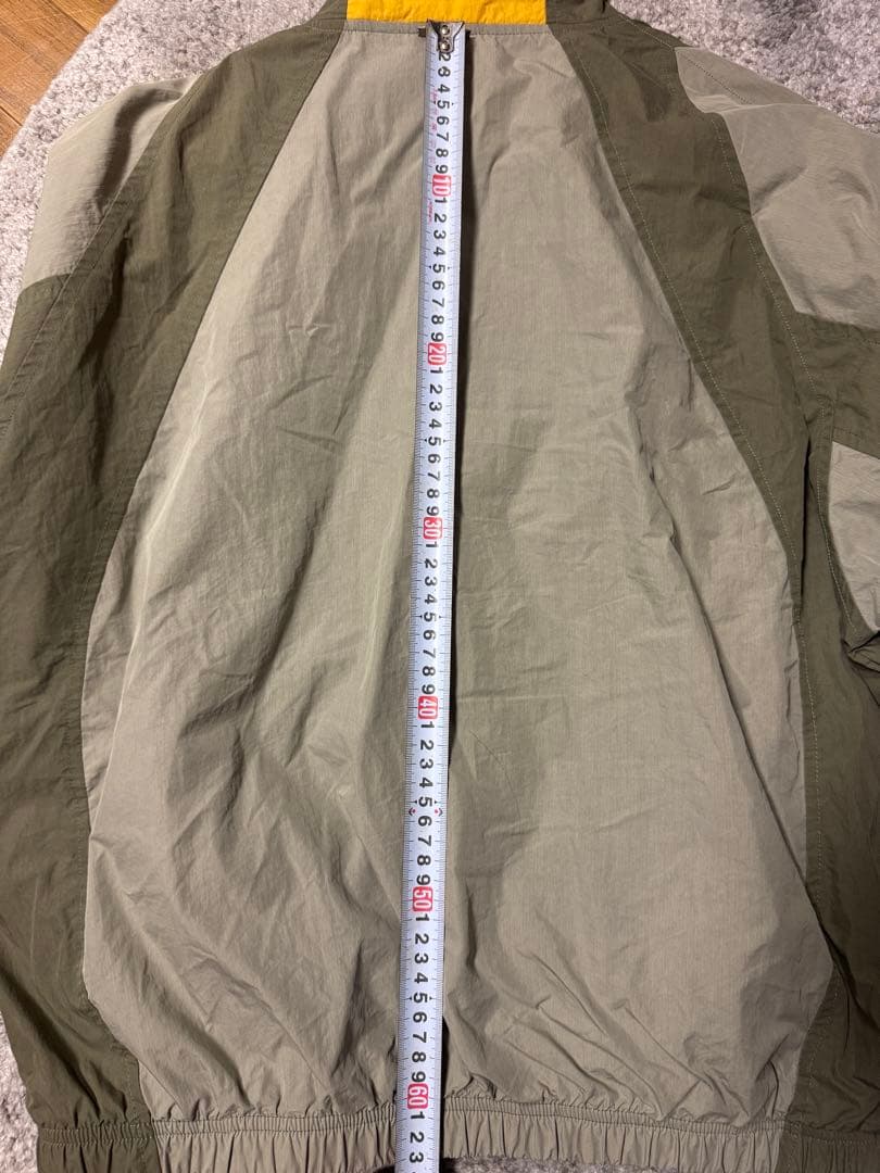 KITH ナイロン ジップアップジャケット グレー/イエロー