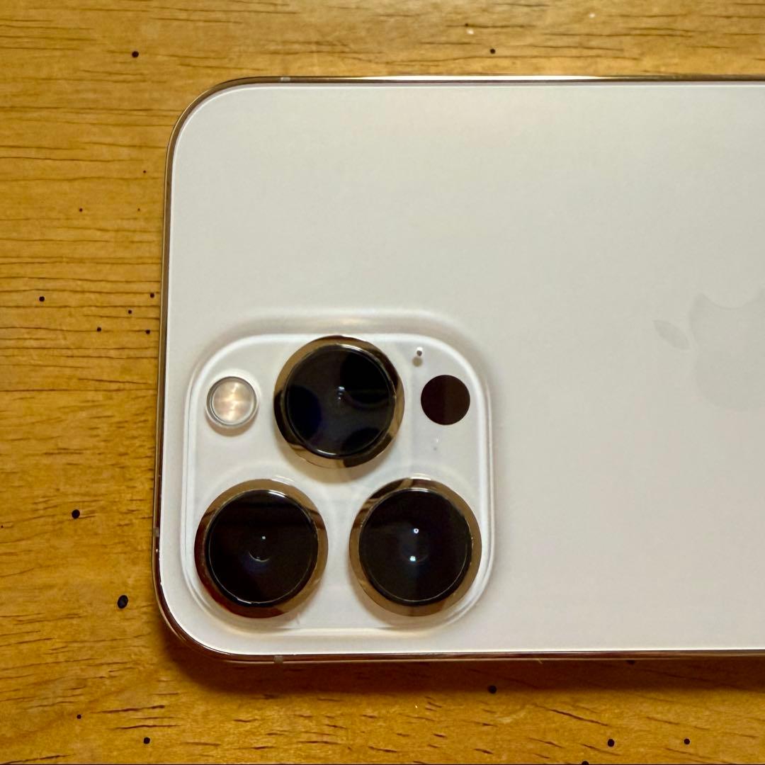 美品 iPhone13Pro ゴールド 256GB SIMフリー 付属品あり