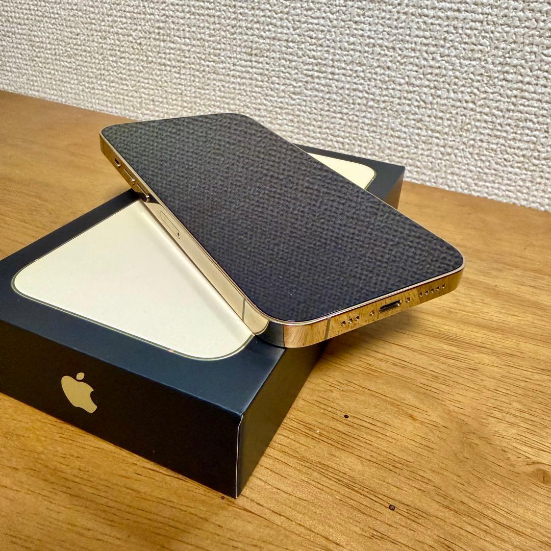 美品 iPhone13Pro ゴールド 256GB SIMフリー 付属品あり