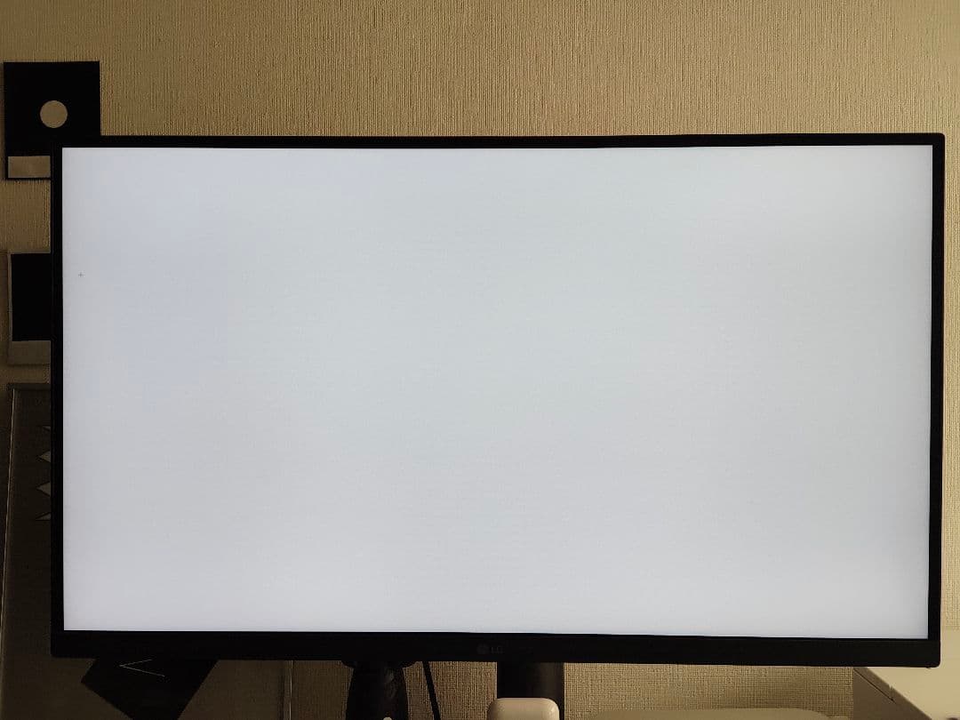LG UltraFine 27 4K 27UQ850V-W 動作品 — 2025