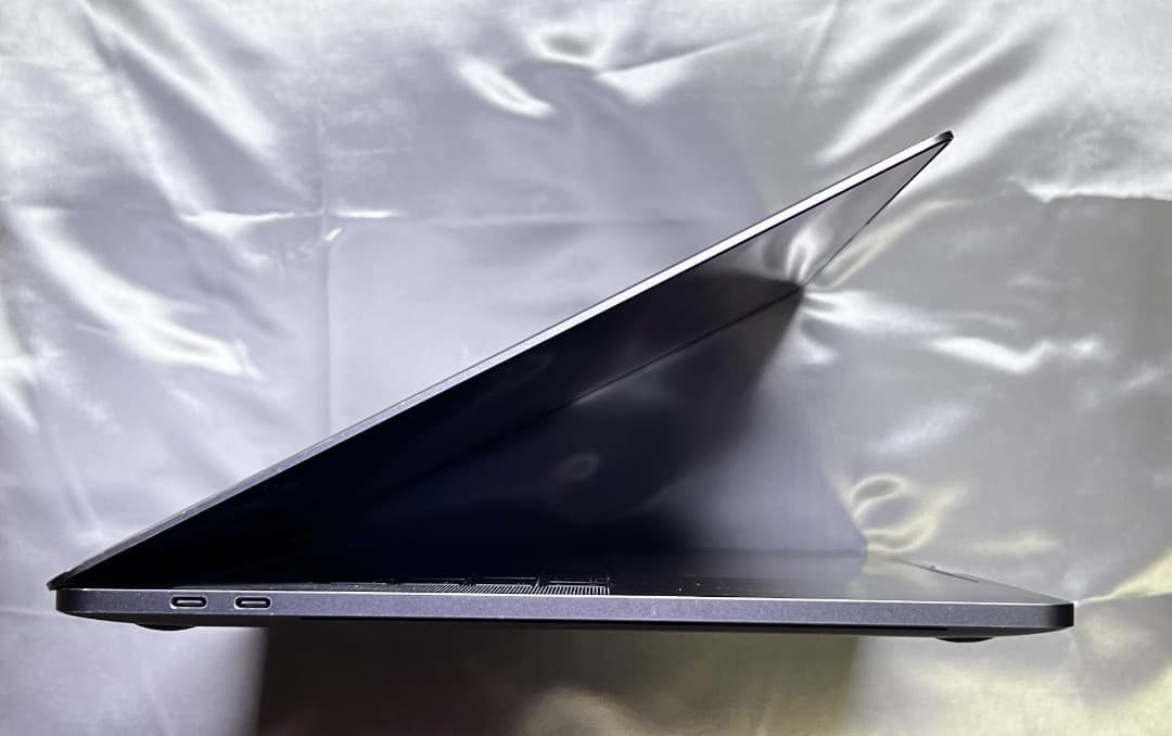 MacBook Pro15-inch【CS6 /Office /Windows】