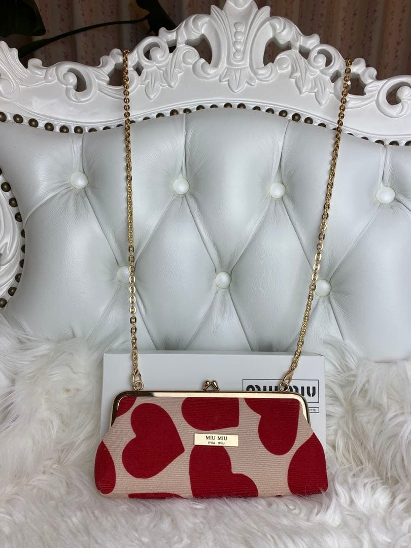 MIU MIU ハート柄 クラッチバッグショルダーバッグ正規品ノベルティ新品