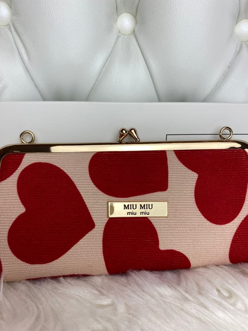 MIU MIU ハート柄 クラッチバッグショルダーバッグ正規品ノベルティ新品