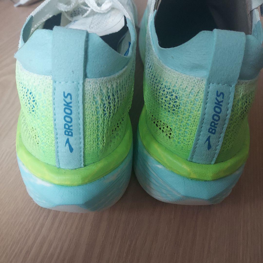 BROOKS ハイぺリオンエリート4 27.5
