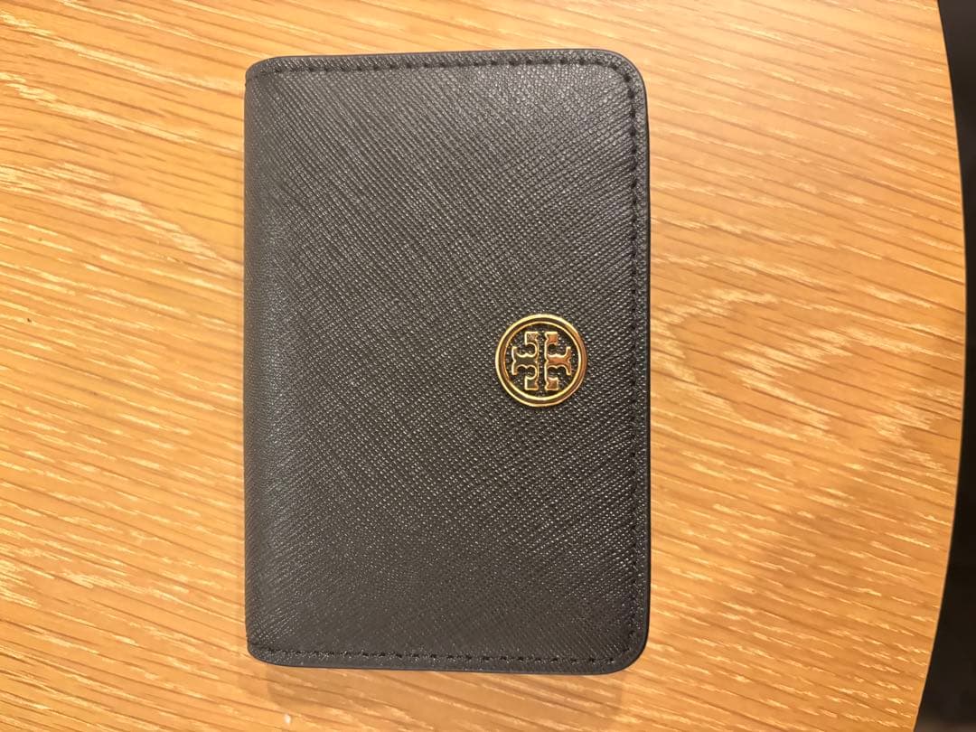 【値下げしました】トリーバーチ　名刺入れ