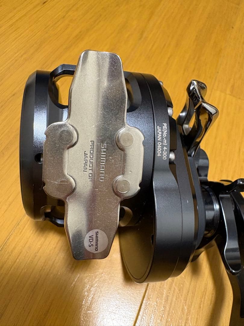 19 オシアジガー F カスタム 2000NRHG 右