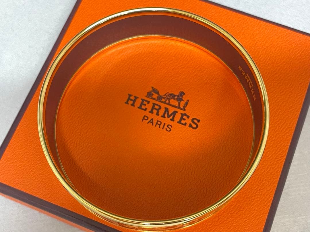 HERMES エルメス　バングル　ブレスレット　七宝焼　象柄　総柄