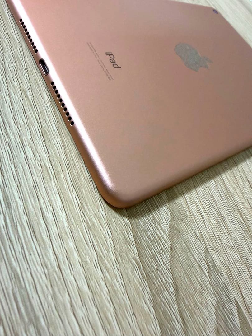 美品　iPad mini (第5世代) Wi-Fiモデル　ほぼ使用せず