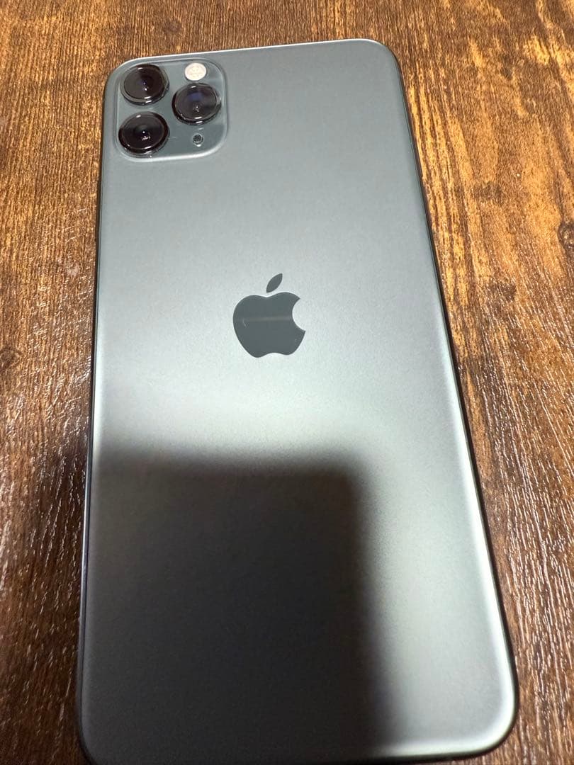 iPhone 11 Pro max本体ミッドナイトグリーン64gb