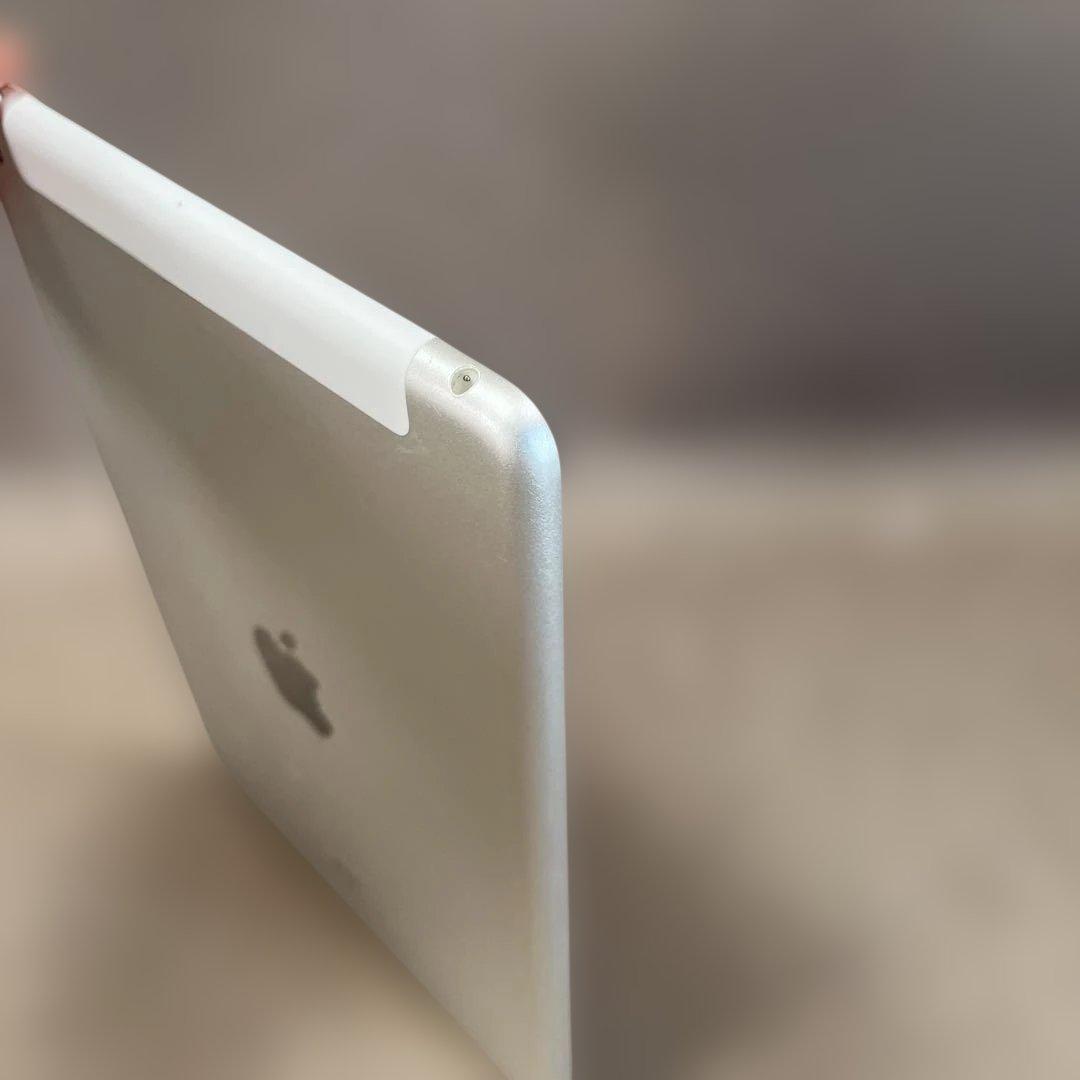 Apple iPad 第6世代 Wi-Fi Cellular 32GB