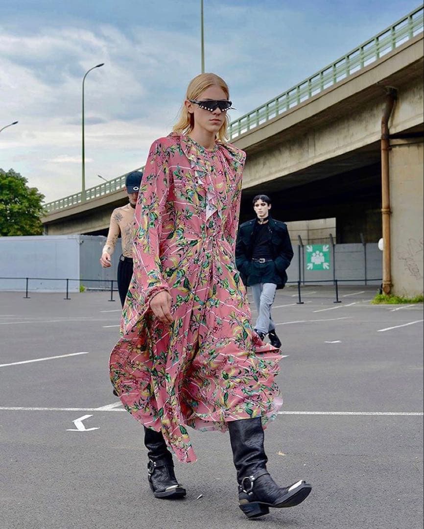 【VETEMENTS】PINK Floral ノースリーブ ワンピース