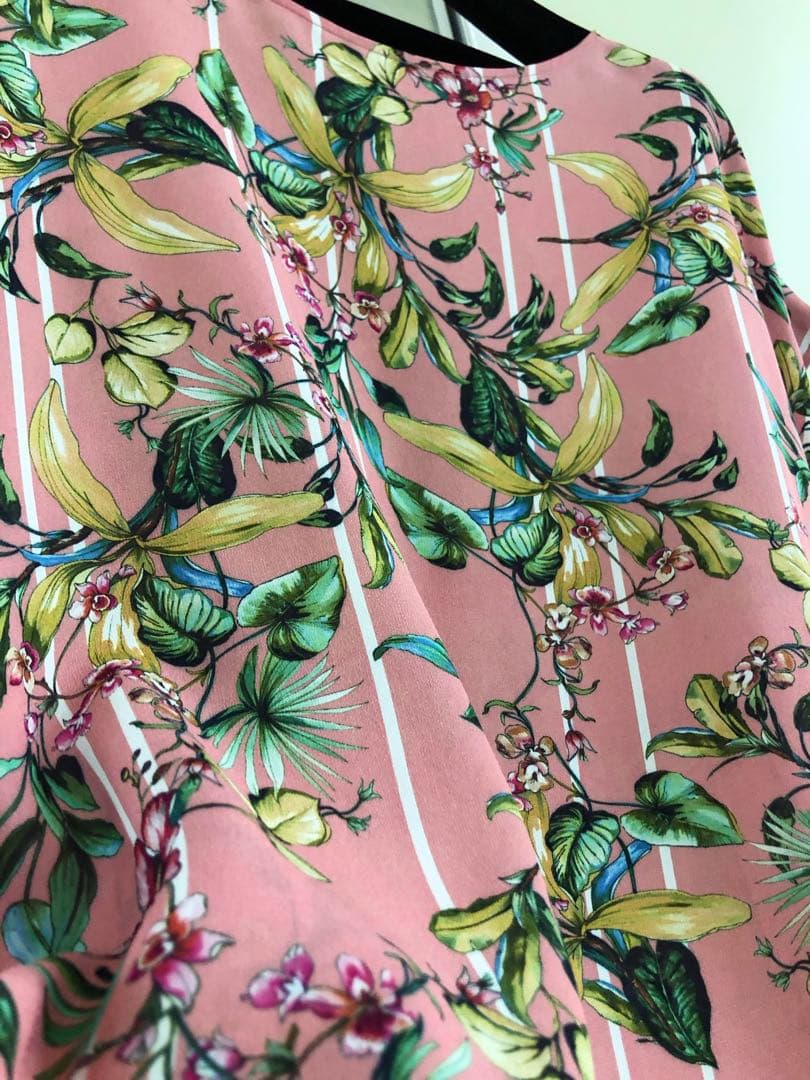 【VETEMENTS】PINK Floral ノースリーブ ワンピース