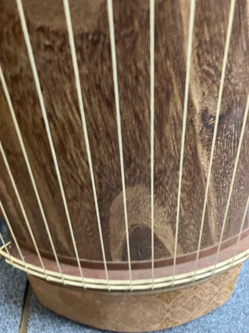 た　13￼弦お琴です。箏曲部での自宅練習用に如何でしょうか