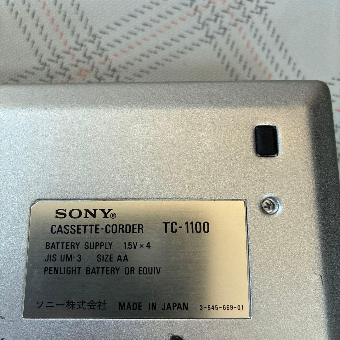 SONY TC-1100 ポータブルカセットプレーヤー