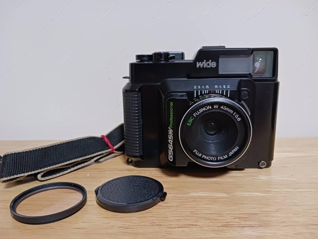 FUJICA GS645W　フィルムカメラ