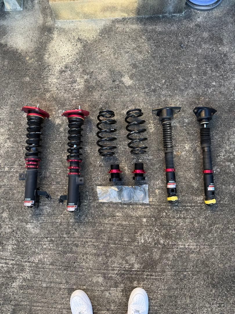 70カムリ BLITZ 車高調