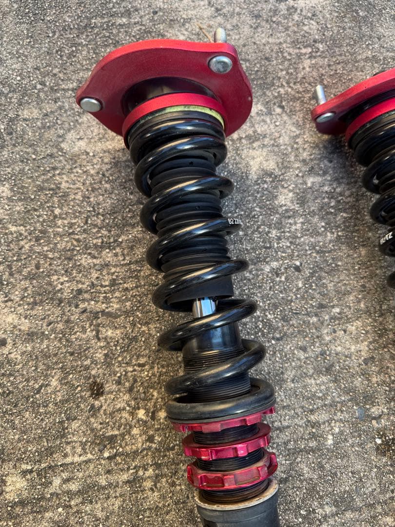 70カムリ BLITZ 車高調