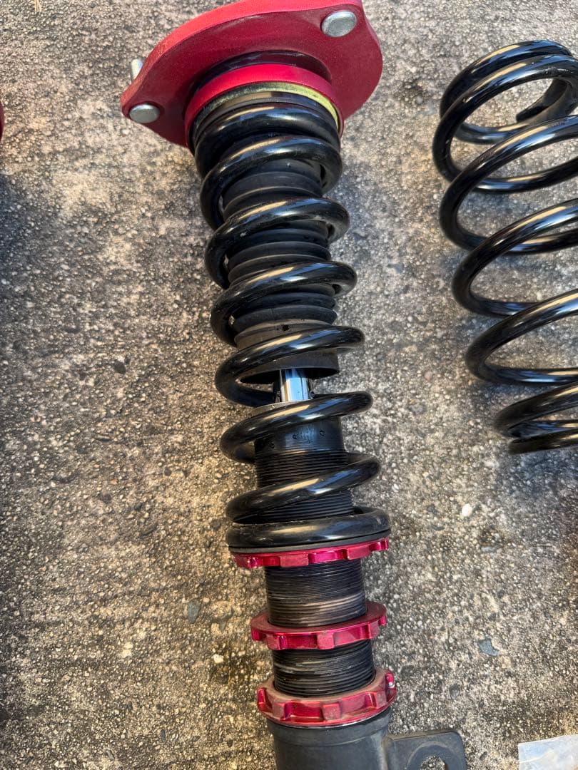 70カムリ BLITZ 車高調