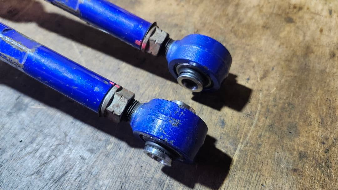 値下中！　Megan Racing サスペンションロッド　トーコントロールアーム